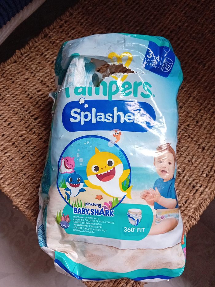 Couches de bain Pampers 3/4 (6/11 kg) - photo numéro 2