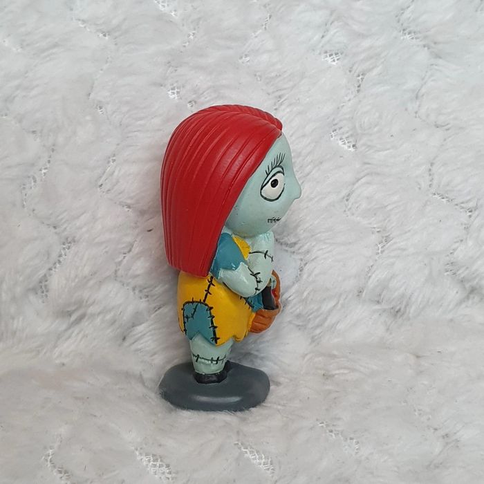 Petite figurine Sally Disney l'étrange Noël de Mr Jack - photo numéro 4