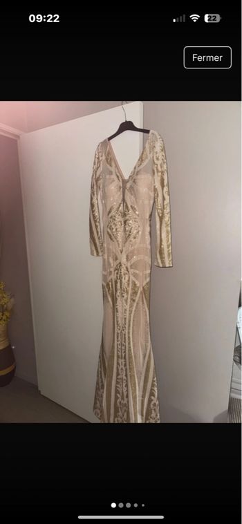 Magnifique robe de soirée doré et beige