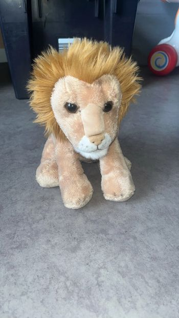 Peluche lion