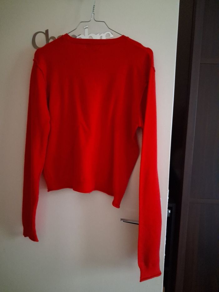 Joli pull rouge Pull&Bear taille 40 - photo numéro 5