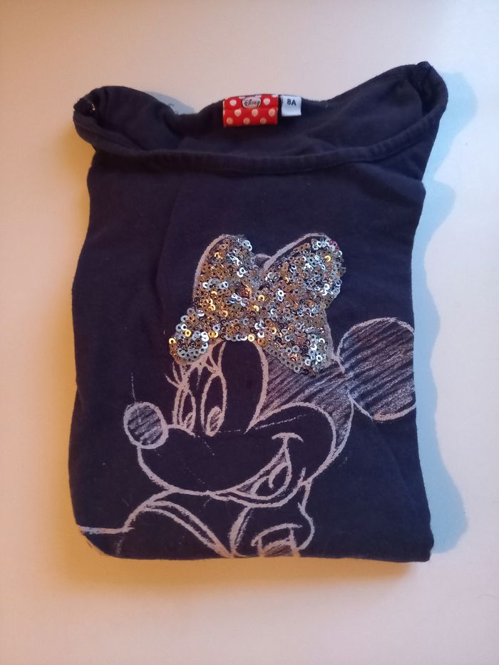 Haut disney manches longues minnie mouse taille 8 ans