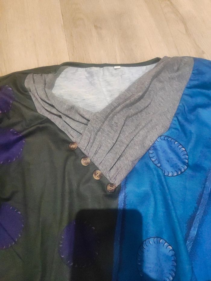 T-shirt manches longues taille M neuf - photo numéro 2