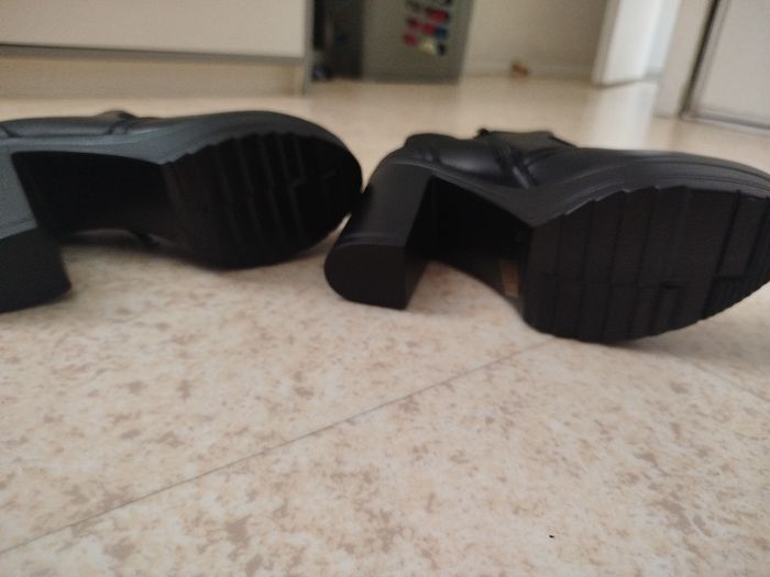 Bottes à talons neuves T39 - photo numéro 9