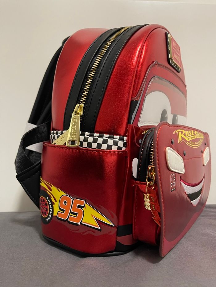 Loungefly Disney Pixar Cars Metallic Lightning McQueen Cosplay Mini Backpack USA - photo numéro 3