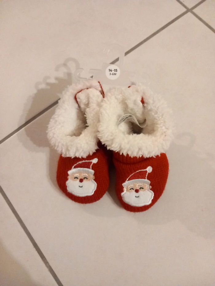Petits chaussons Noël bébé à scratch 14 15