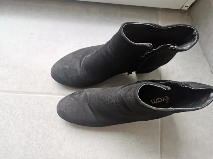 Bottines noir talons - photo numéro 3