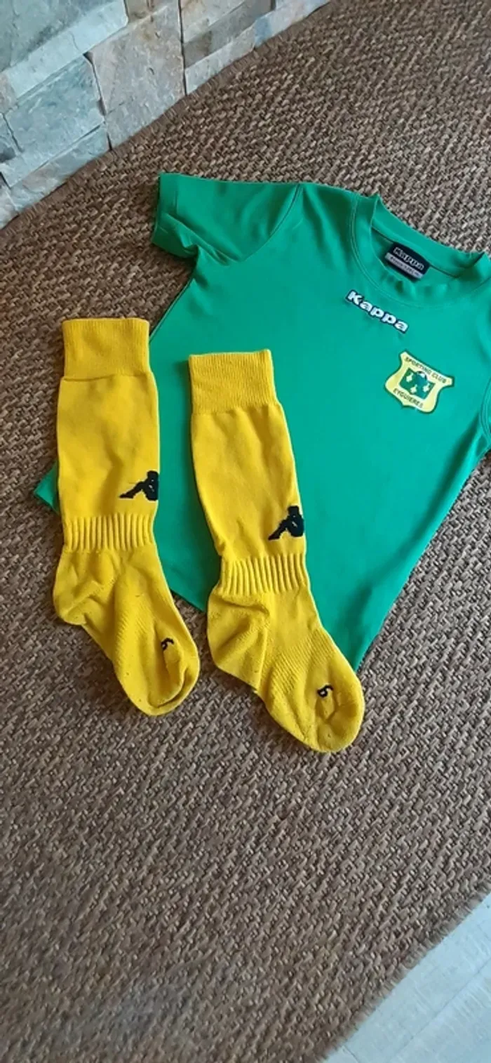 Tee shirt de sport Kappa + Chaussettes  8 ans - photo numéro 5
