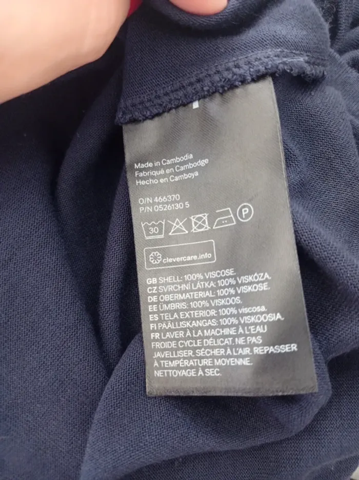 Robe bleue marine fine avec fines bretelles T.S basic H&M - photo numéro 5