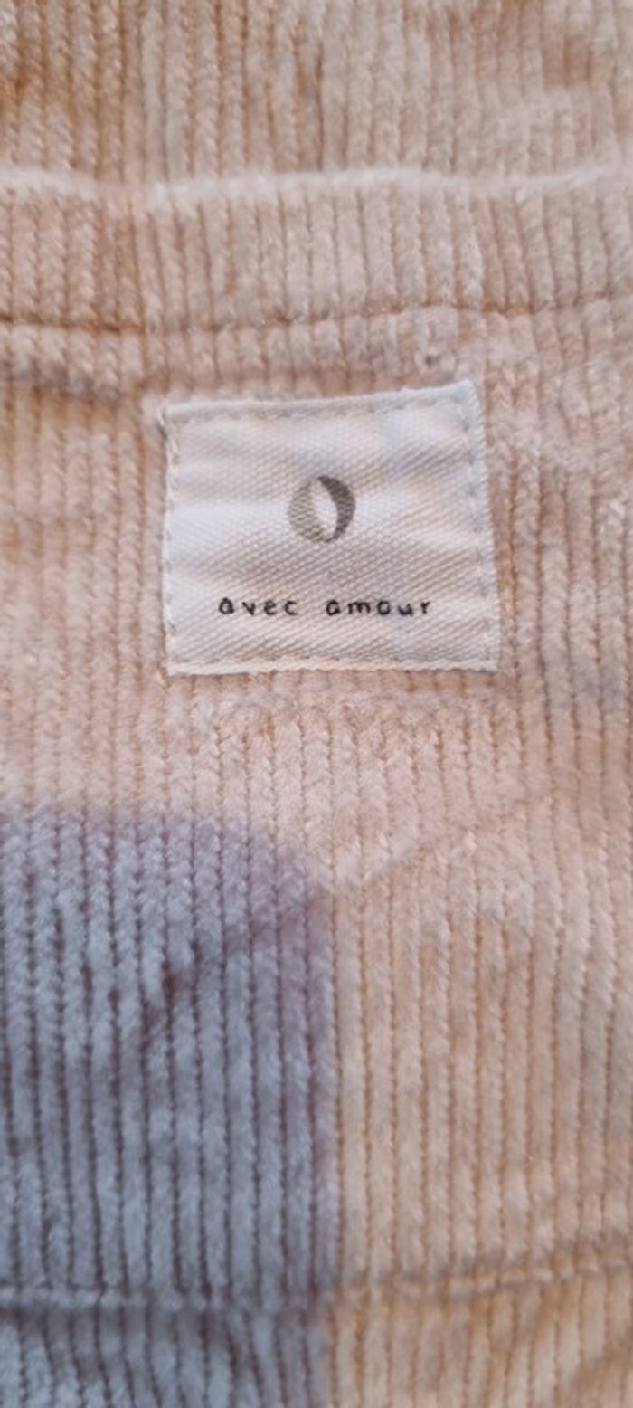 Salopette velours et t-shirt - photo numéro 4