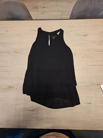 Longue blouse noire assymétrique, Atmosphère, taille 36, jamais mise