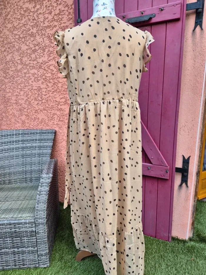 Robe longue cache-coeur sans manches T. 44 - photo numéro 6