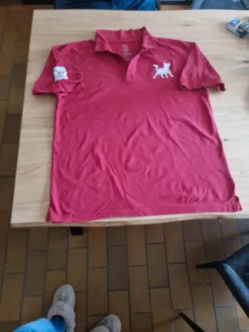 Polo rouge