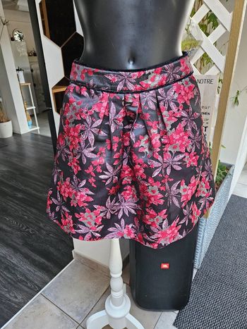 Jbc jupe à fleurs taille 36