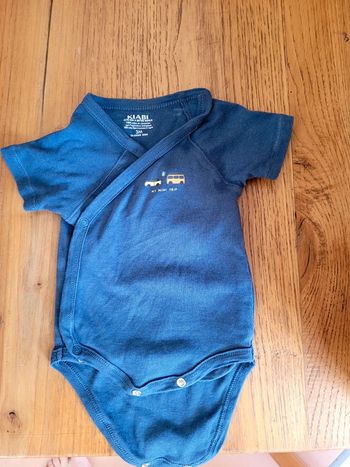 Body kiabi 3 mois tbe