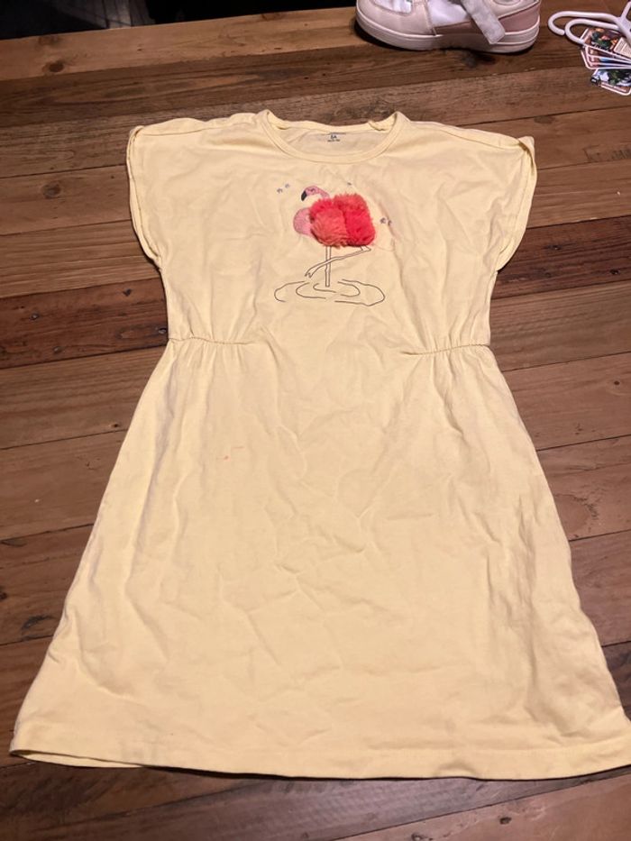 Robe jaune 8 ans - photo numéro 2