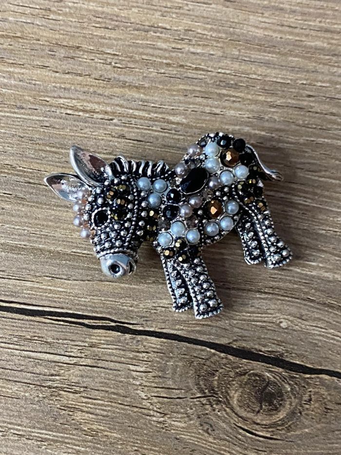 Broche âne perlé - photo numéro 2