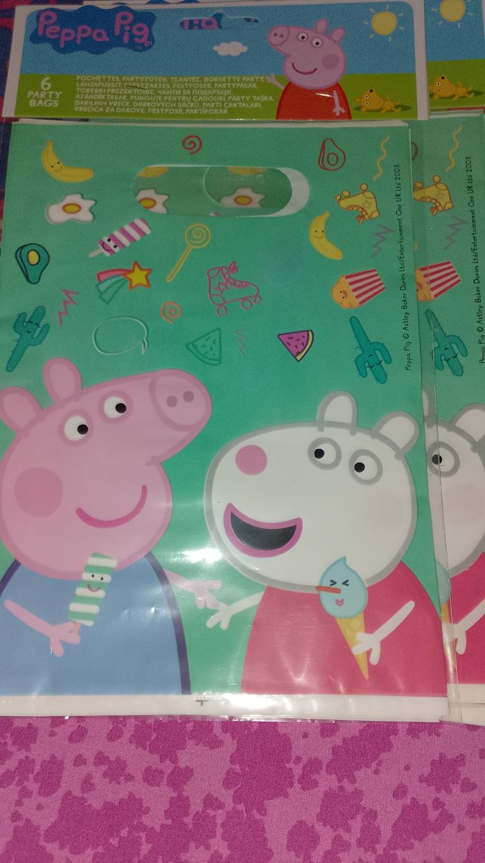 Pochettes, sachets anniversaire Peppa Pig neuve - photo numéro 2