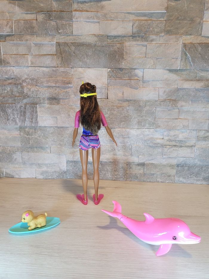 BARBIE & Dauphin Magique - photo numéro 2