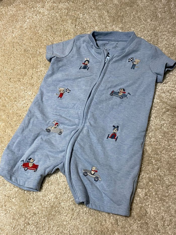 Lot de vêtements pour garçon 31 pièces + 7 paires de chaussettes - photo numéro 7