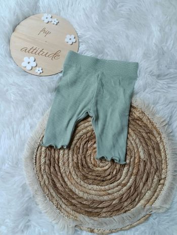 Legging fille 1 mois comme neuf