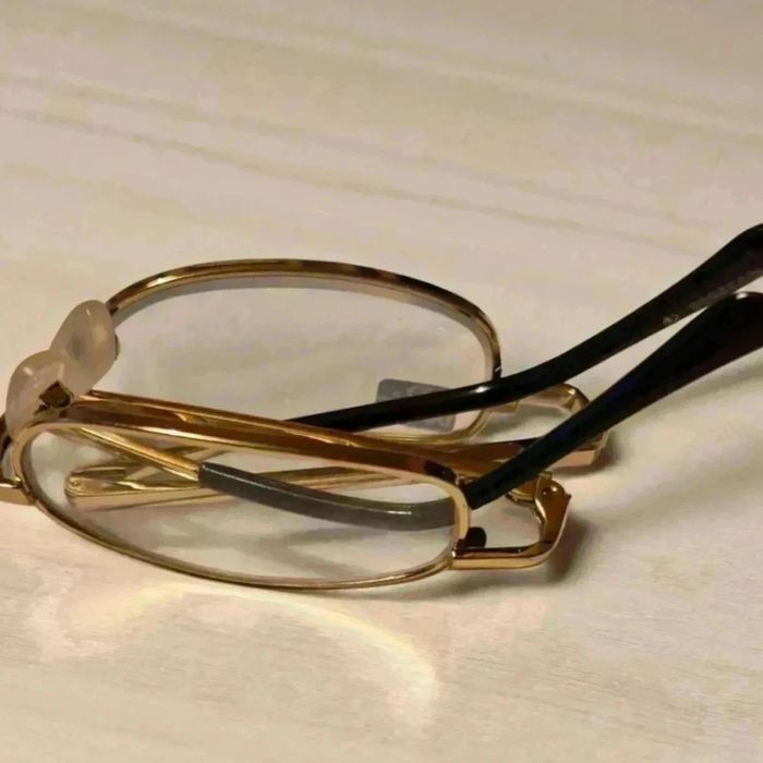 Lunettes de lecture pliantes doré avec étui +1 - photo numéro 4
