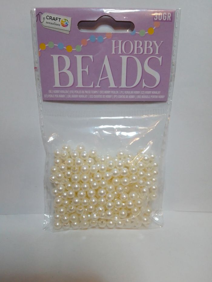 Perles de loisirs blanches crèmes nacrées + fil