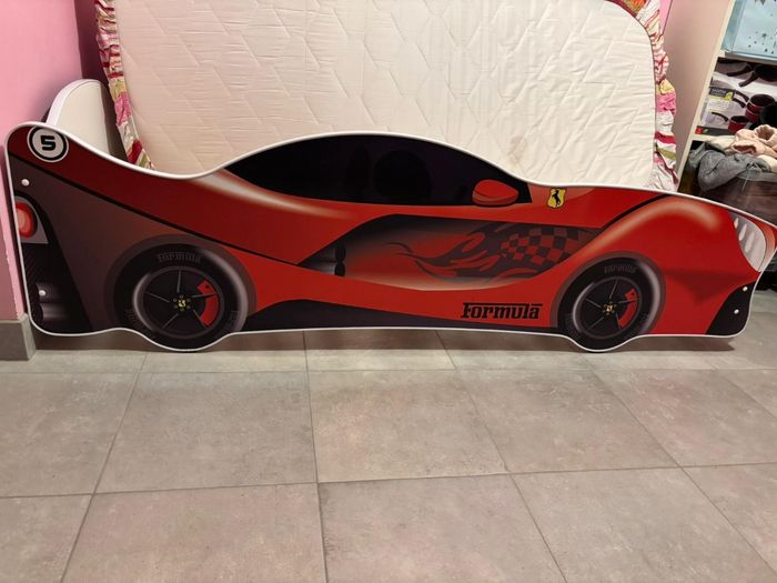 Lit Ferrari