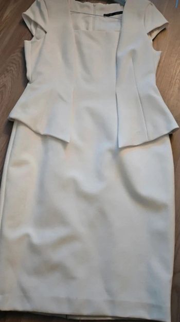 Robe classique zara