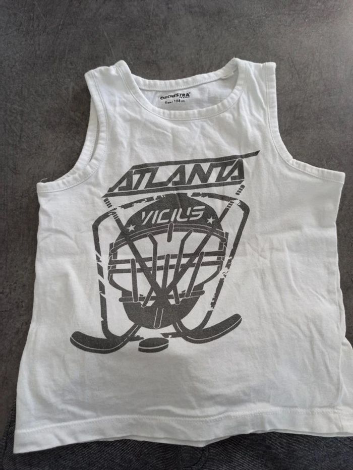 Tee shirt sans manche - photo numéro 2