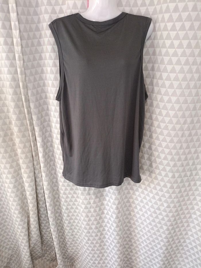 T-shirt taille l - photo numéro 3