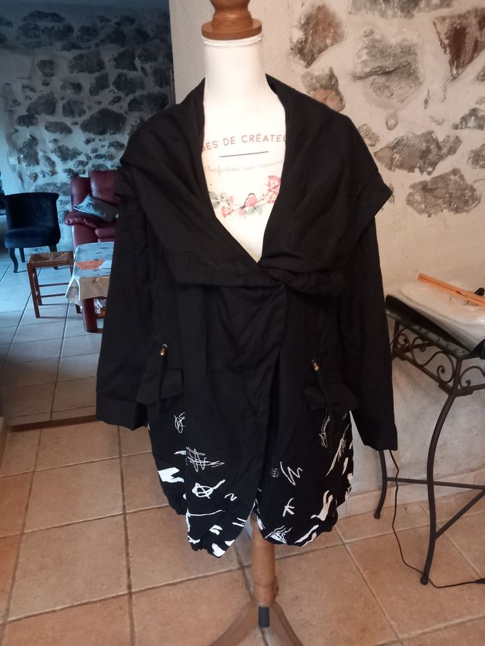 Veste avec capuche
