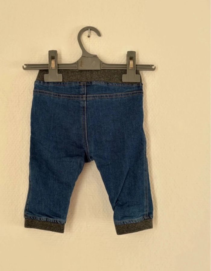 Jean élastique bébé garçon- taille 6 mois - photo numéro 2