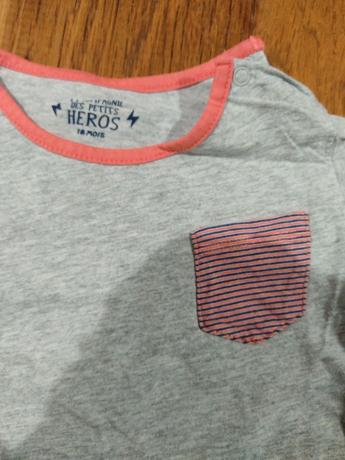 T-shirt gris - photo numéro 3