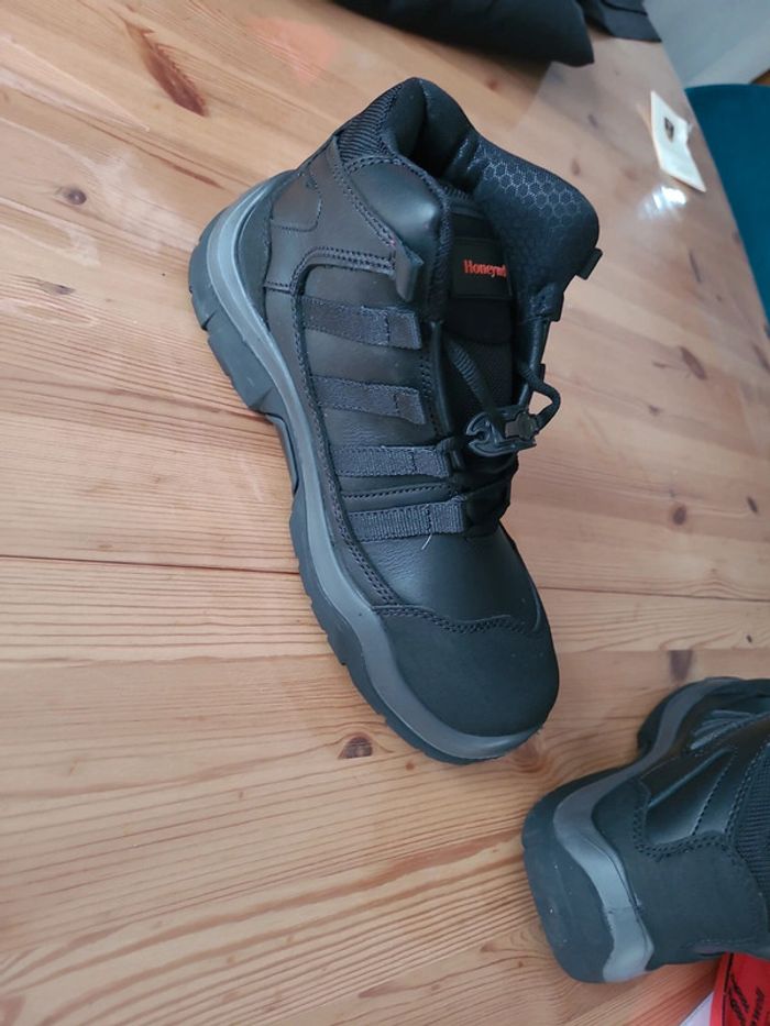Chaussures de sécurité - photo numéro 3
