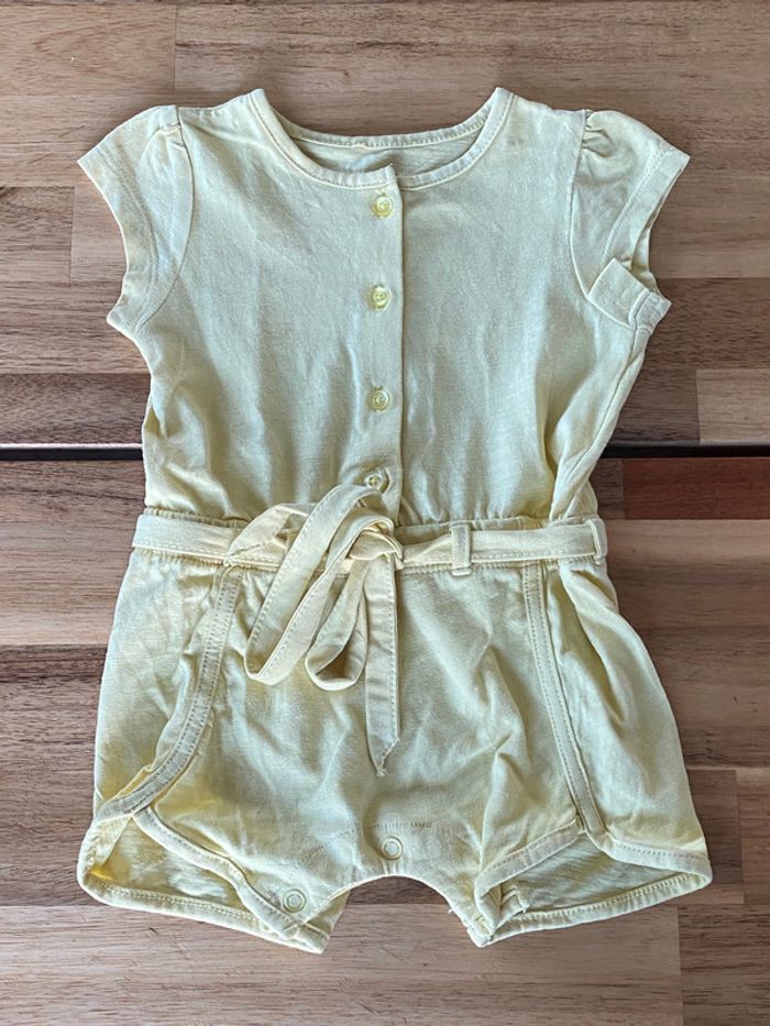 Combishort jaune 9 mois