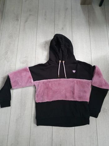 Sweat à Capuche myMo Noir et Rose