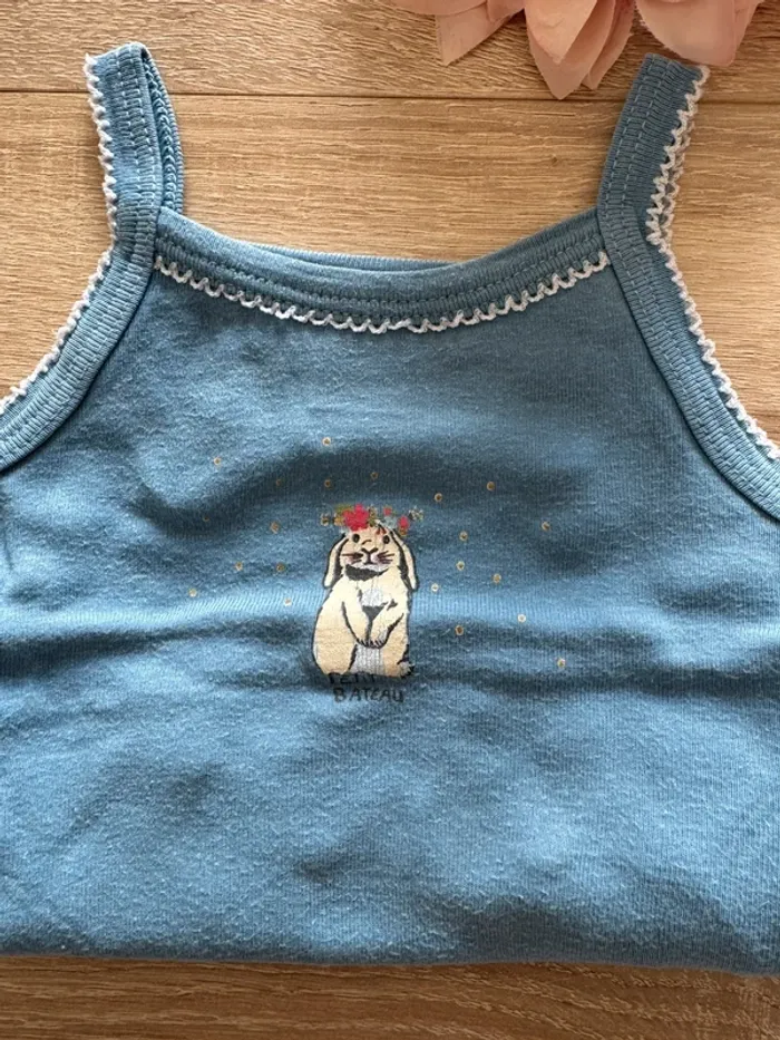 Lot bodies fines bretelles Petit Bateau 12 mois BE - photo numéro 3