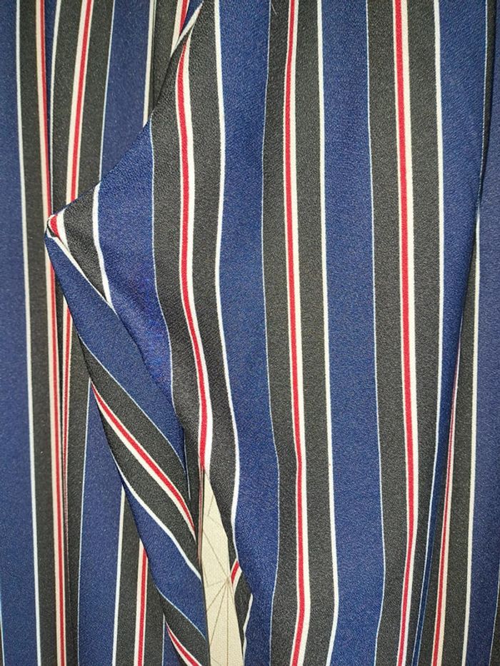 Pantalon femme Jennyfer XS tbe rayé très légère erraillure invisible porté dernière photo - photo numéro 7