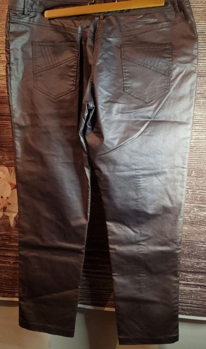 Magnifique pantalon Quattro taille 50 - photo numéro 2