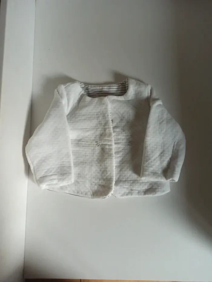 Gilet obaibi 6 mois - photo numéro 2