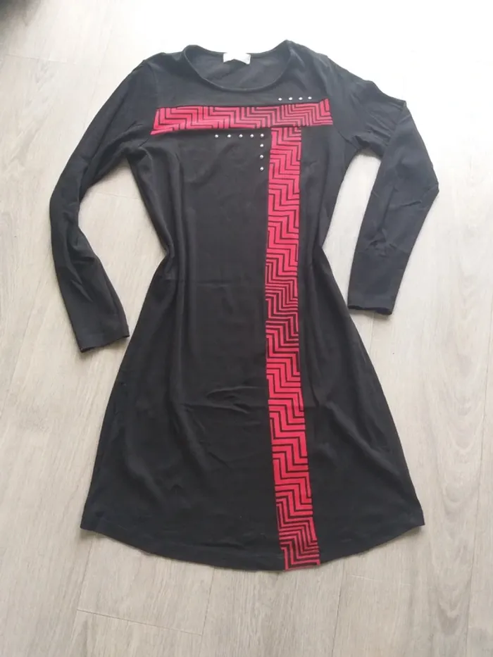Robe longues manches