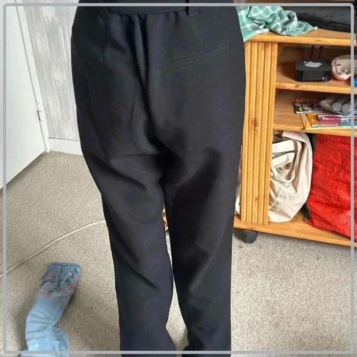 Pantalon taille  34  marque  kiabi - photo numéro 2