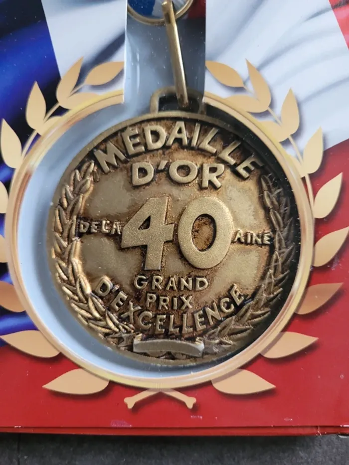Medaille 40 ans neuve - photo numéro 2