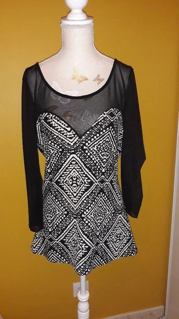 Blouse noire et blanche taille 42