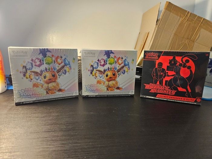 Lot de 3 ETB Pokémon EV10 et EV8.5 - photo numéro 3