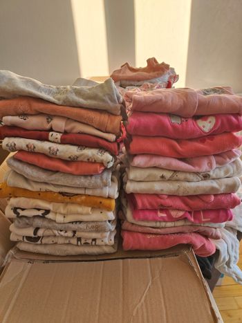 Gros lot de vêtements