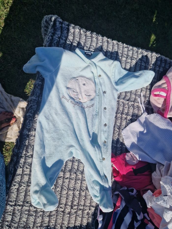 Lot pyjama 3 mois - photo numéro 3