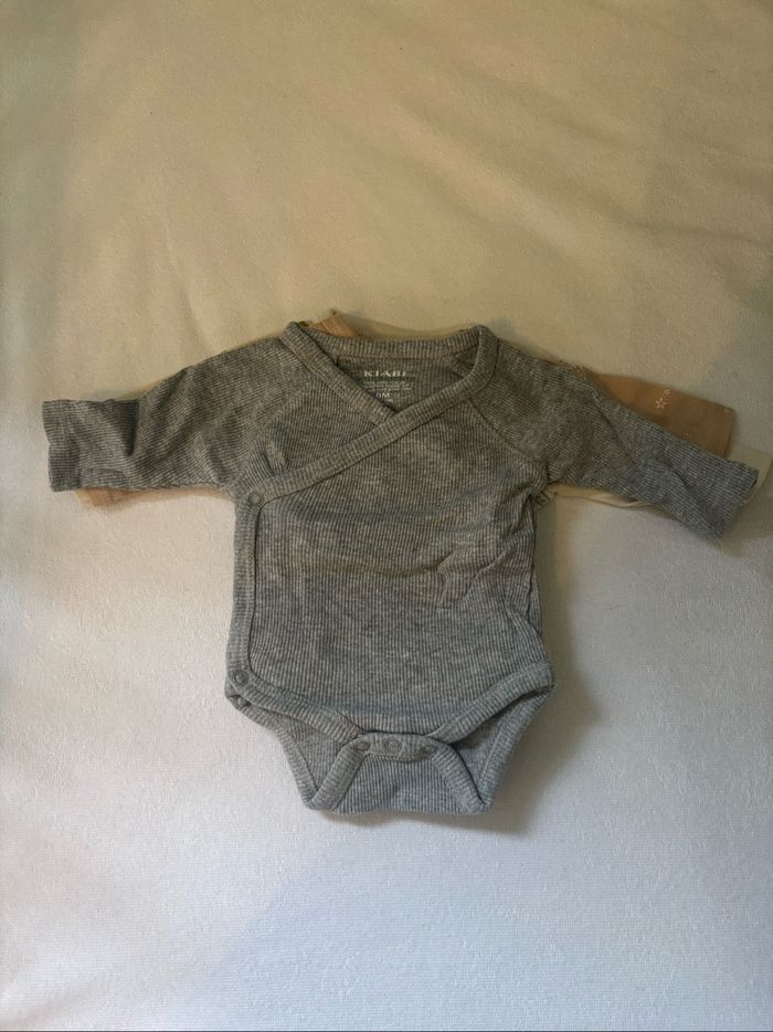 Lot pyjamas et bodies - photo numéro 6