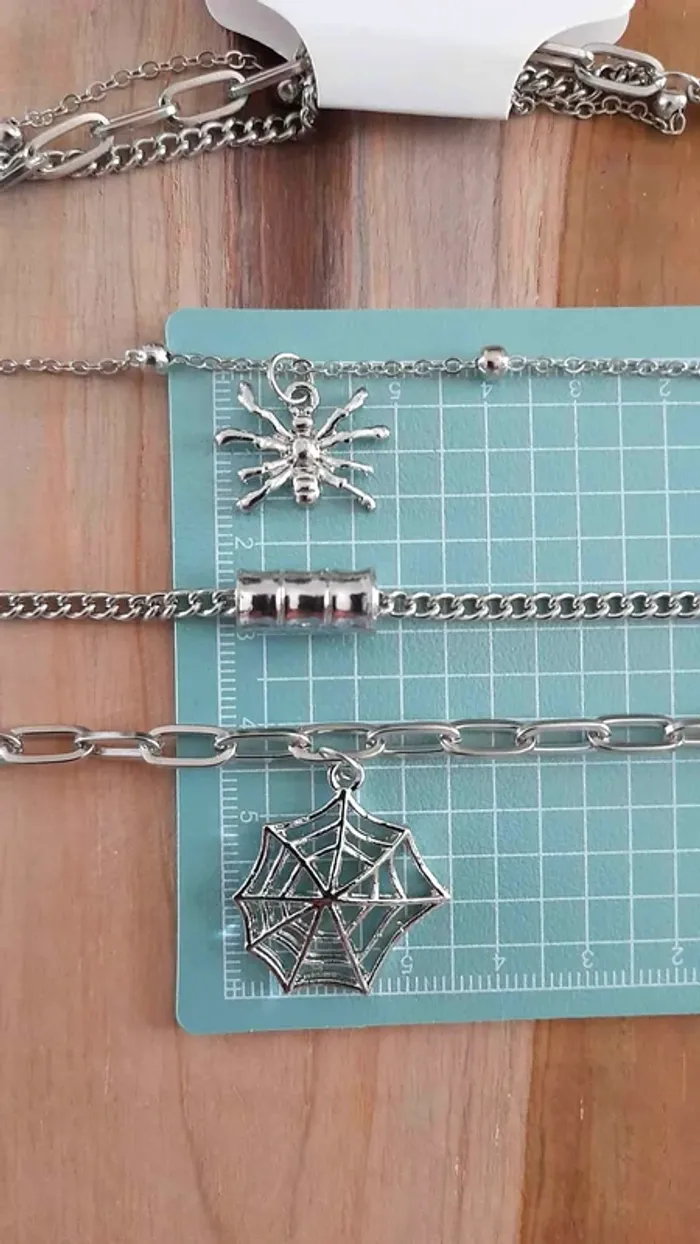 Collier triple rangs argenté - photo numéro 3